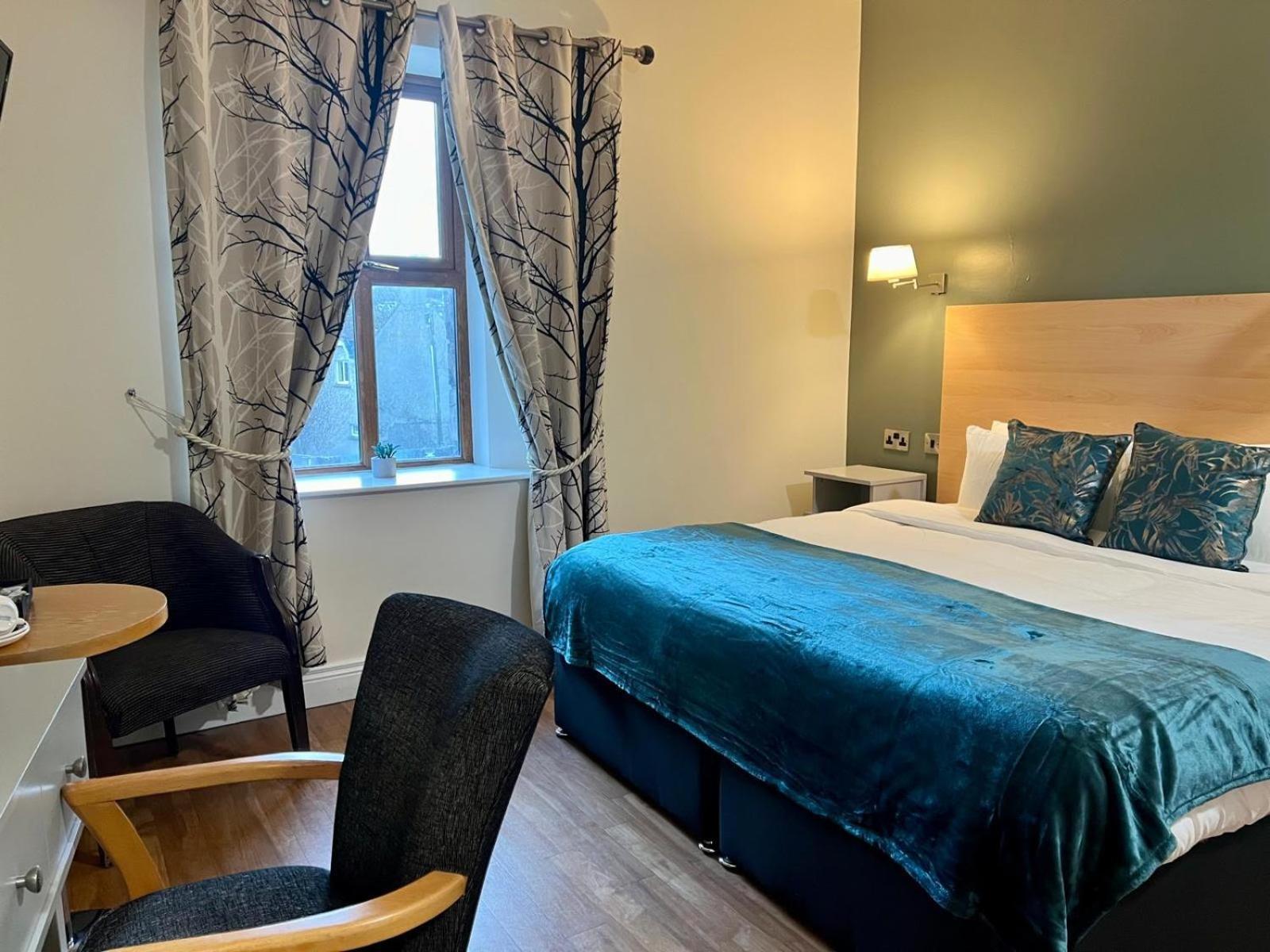 The Coach House Hotel Oranmore Kültér fotó