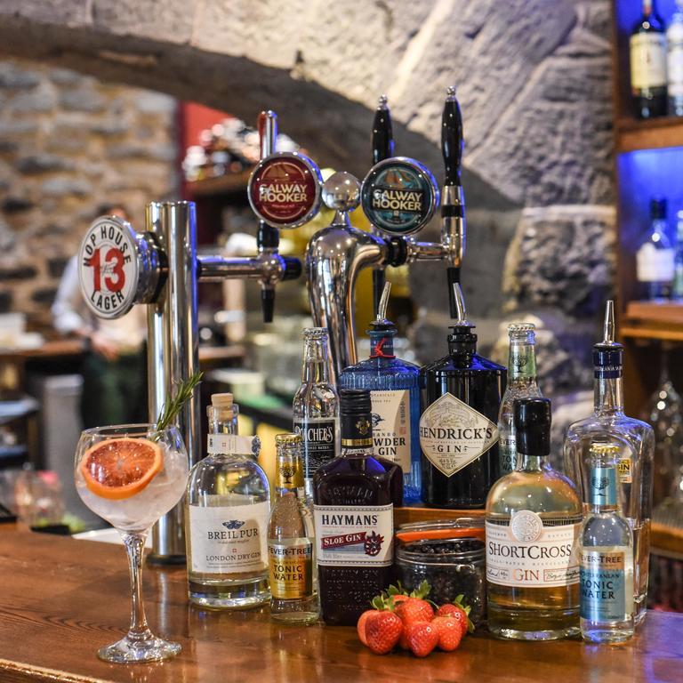 The Coach House Hotel Oranmore Kültér fotó