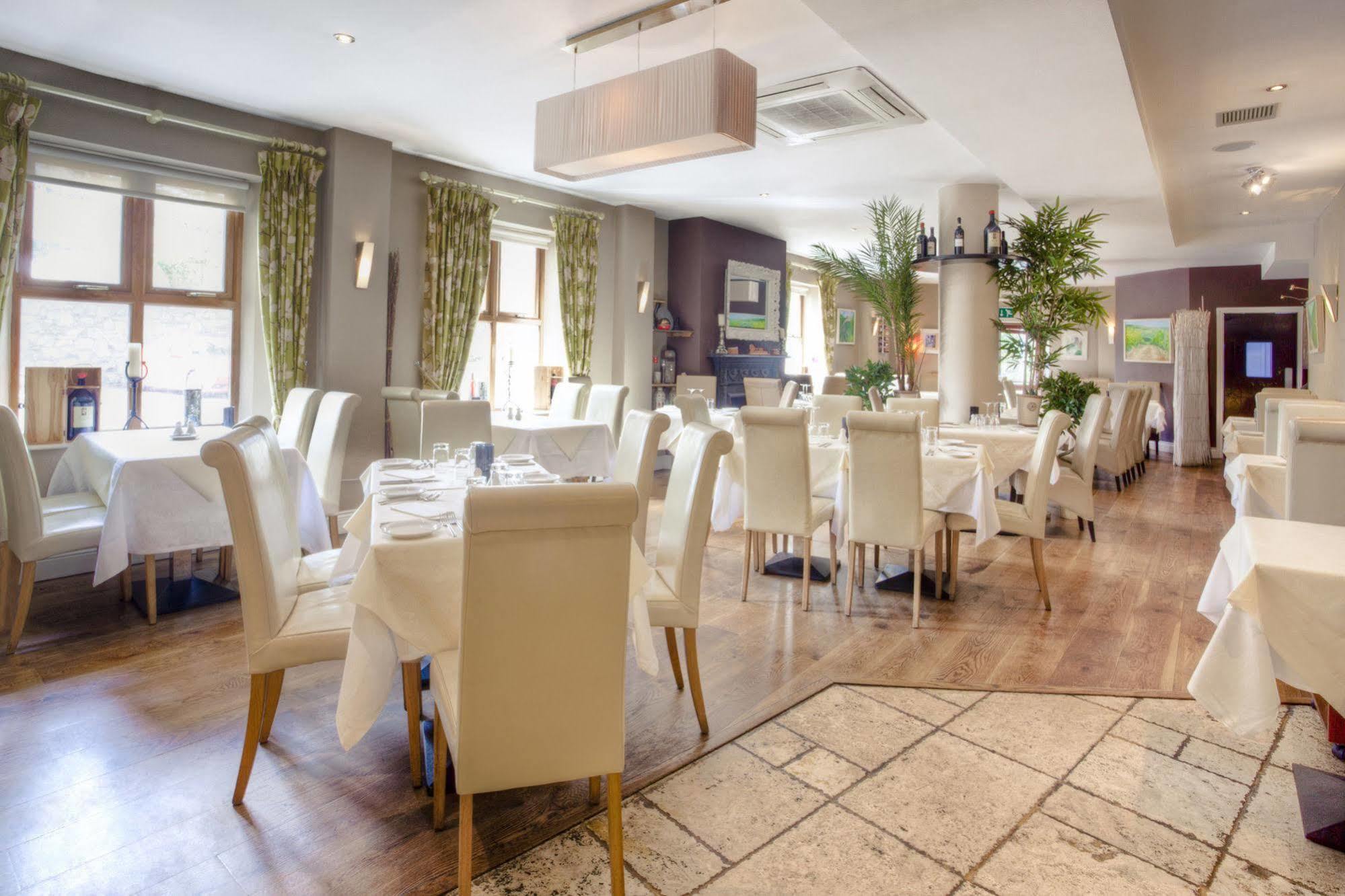 The Coach House Hotel Oranmore Kültér fotó