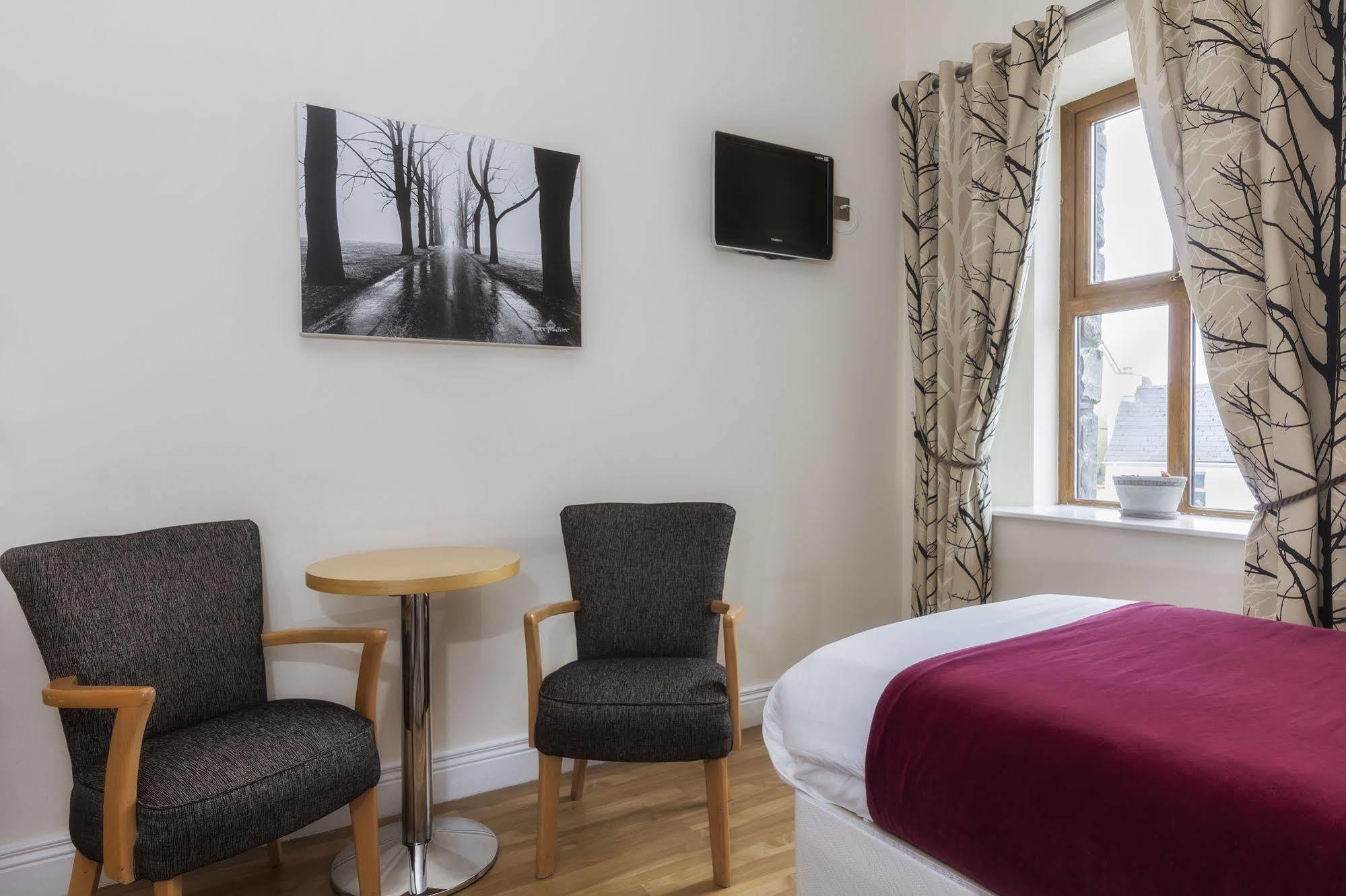 The Coach House Hotel Oranmore Kültér fotó